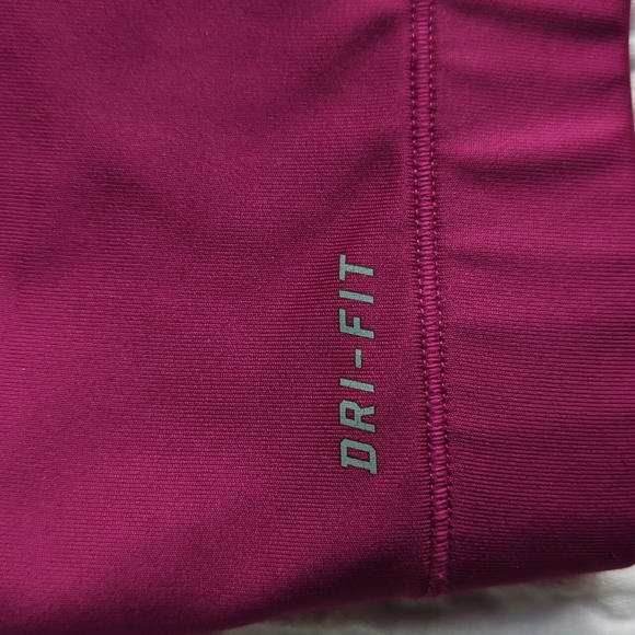 Nike Pro Sports Bra - Picture 3 of 5